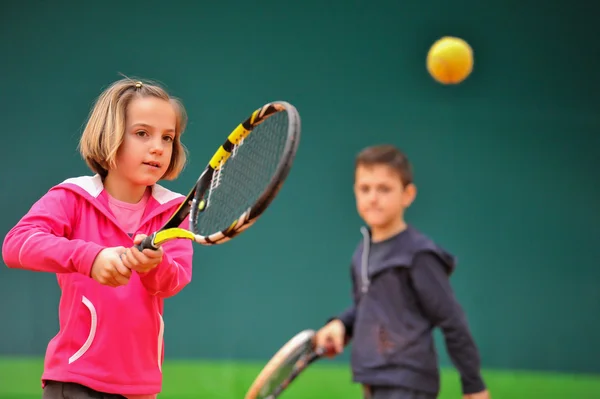 Школа тенниса Крытый — стоковое фото