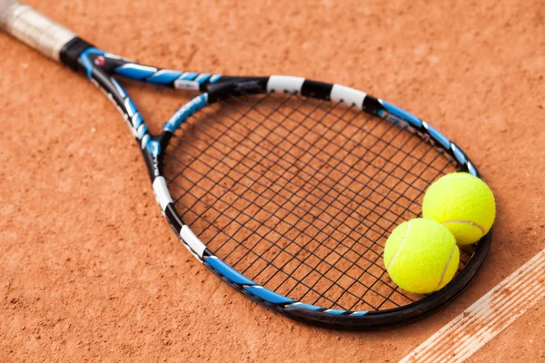 Теннисная ракетка — стоковое фото
