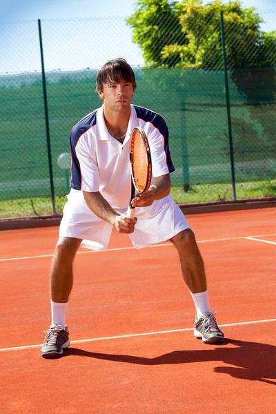 Теннисист мужского пола — стоковое фото